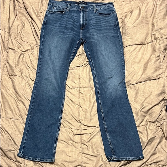 Hollister Epic Flex Men's Blue Bootcut Jeans Like New - Picture 1 of 10